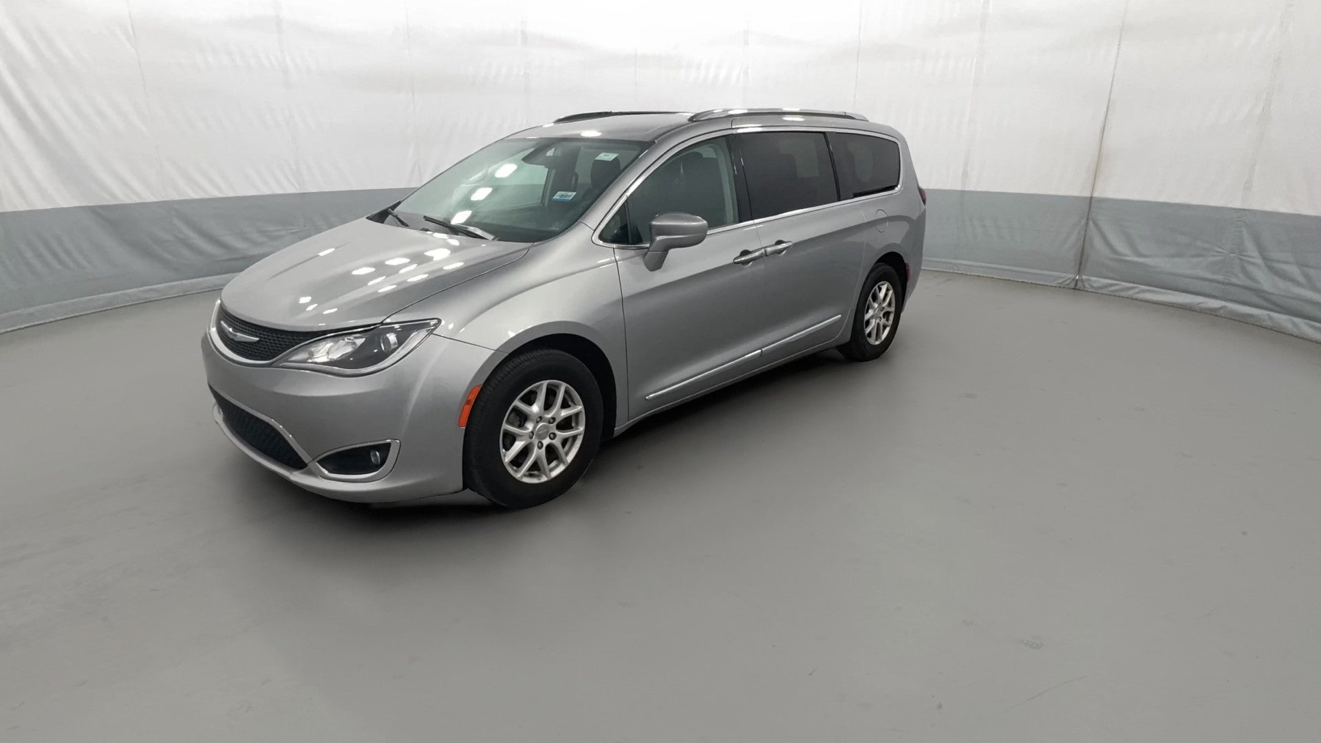 2020 Chrysler Pacifica vehicle photo