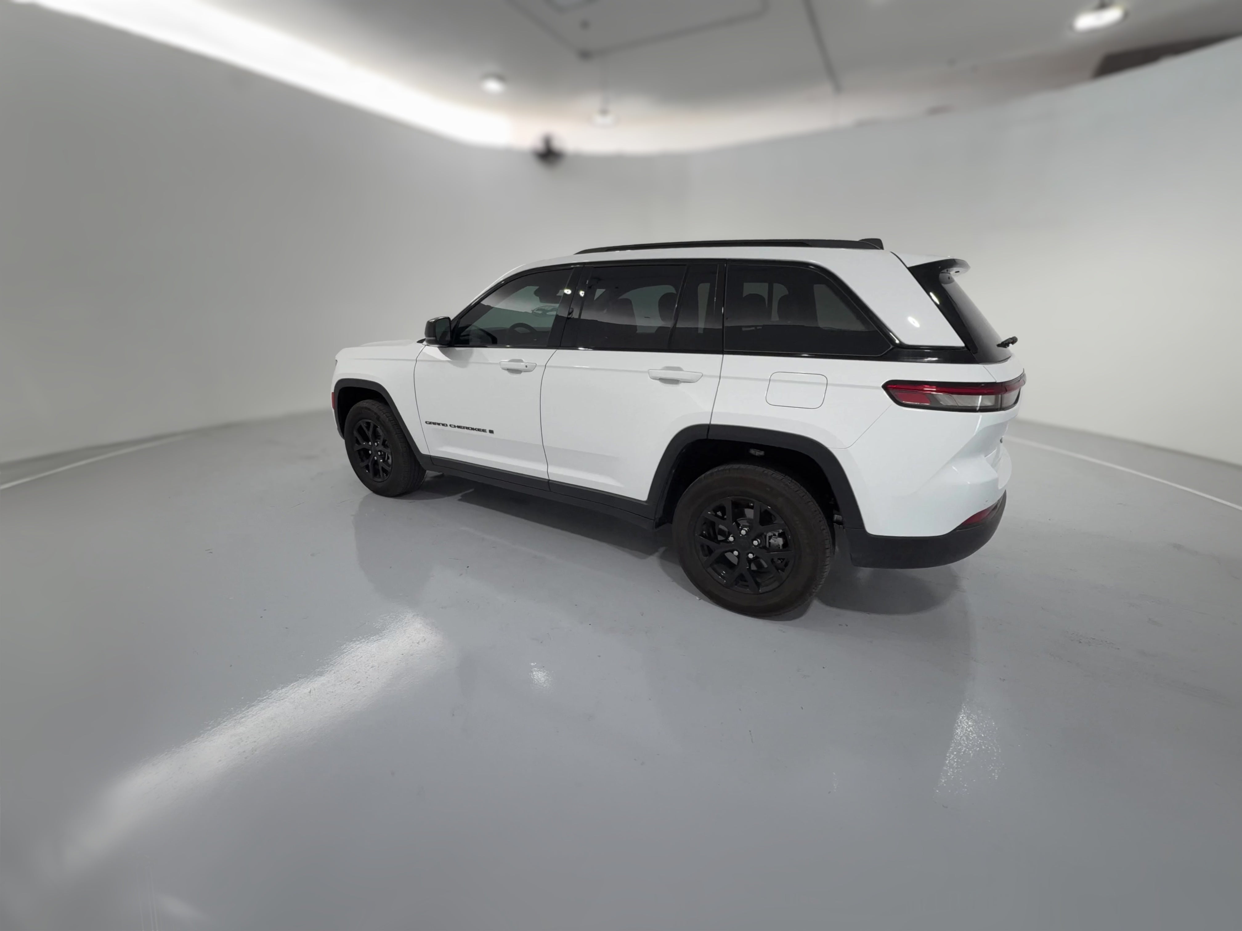 2025 Jeep Grand Cherokee Altitude - Photo 29