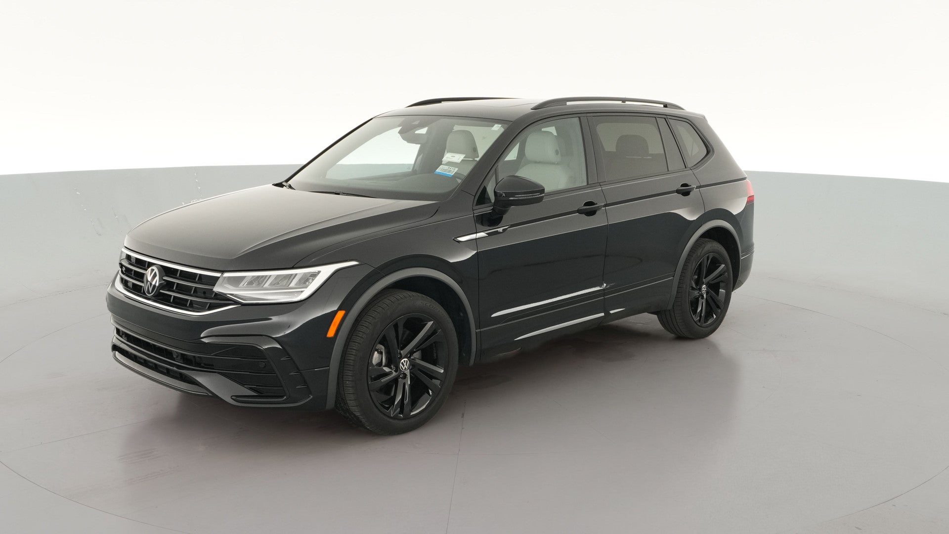 2024 Volkswagen Tiguan vehicle photo