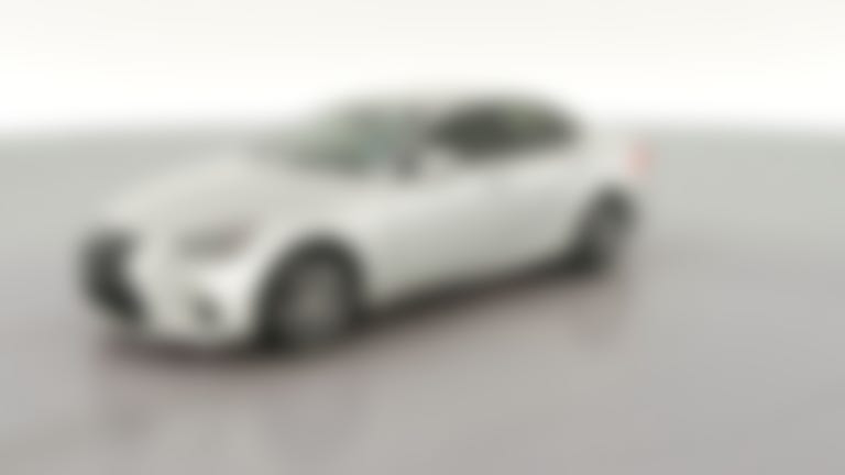 2018 Lexus IS vehicle photo