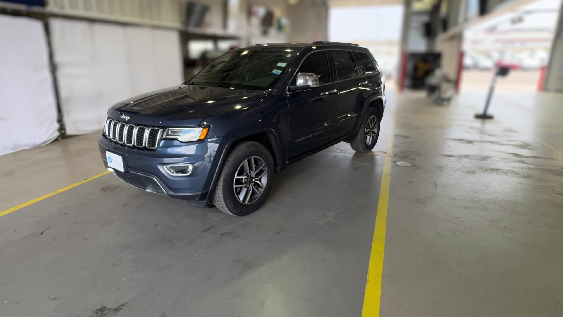 2020 Jeep Grand Cherokee vehicle photo