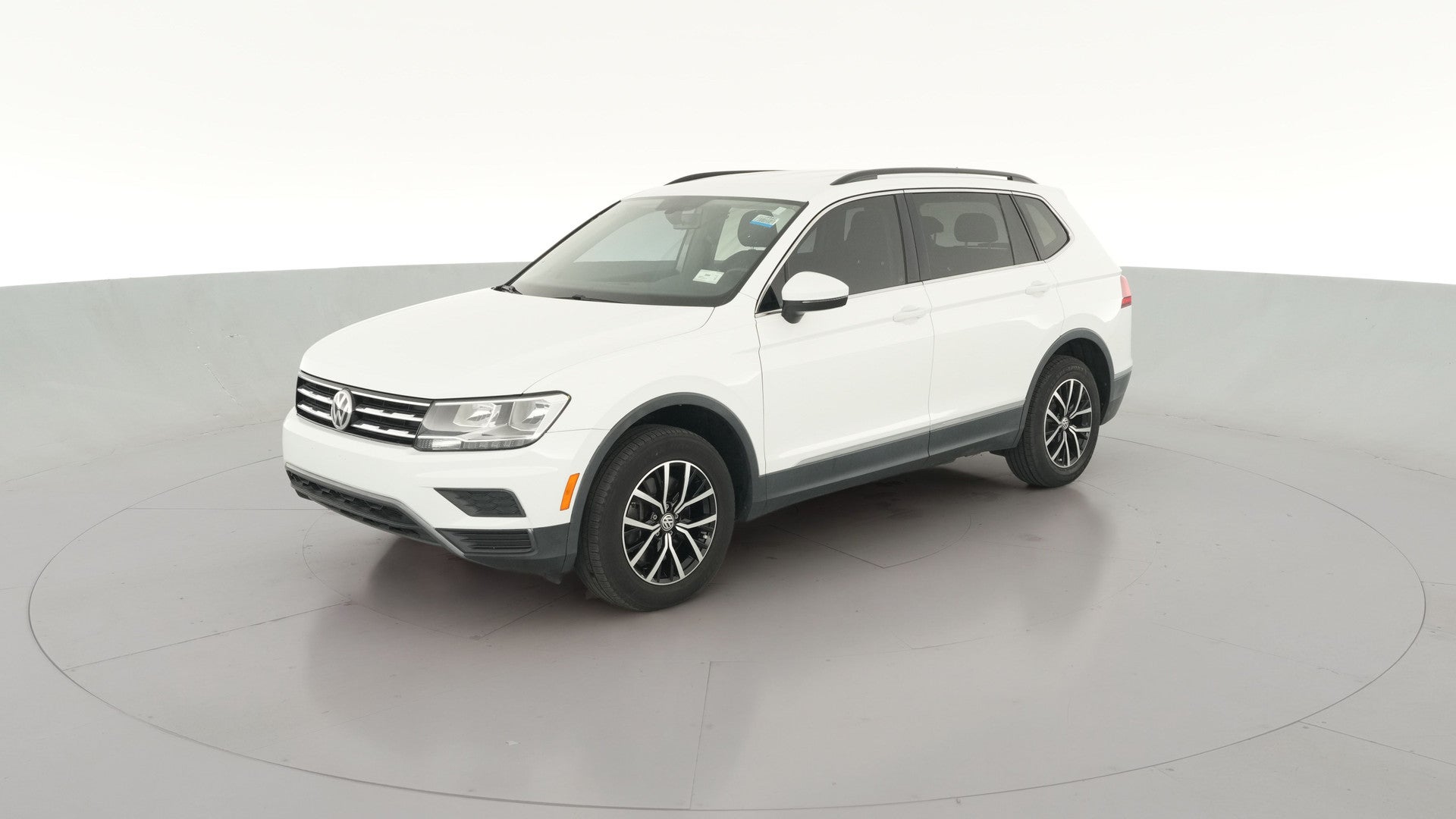 2021 Volkswagen Tiguan vehicle photo