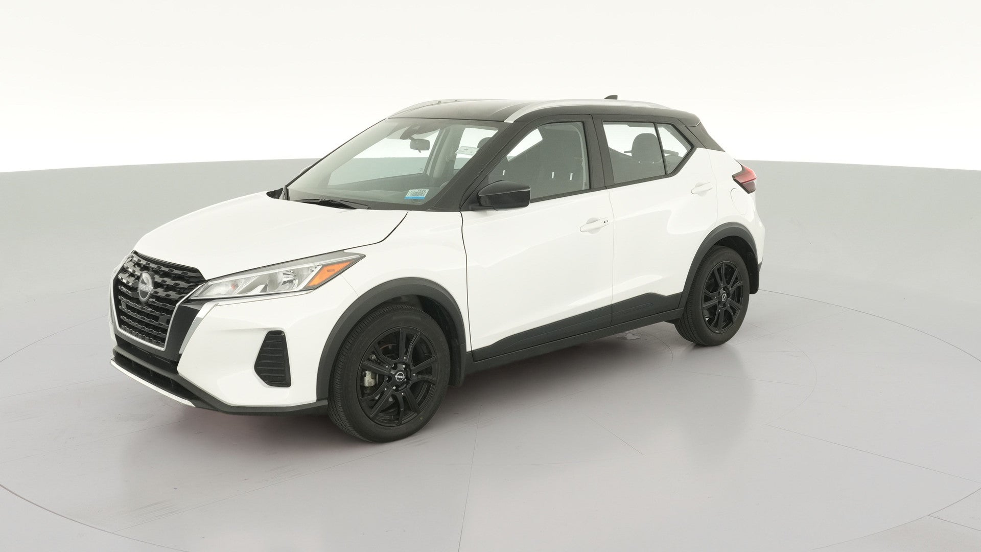 2024 Nissan Kicks vehicle photo