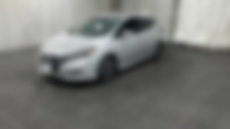 2022 Nissan LEAF vehicle photo