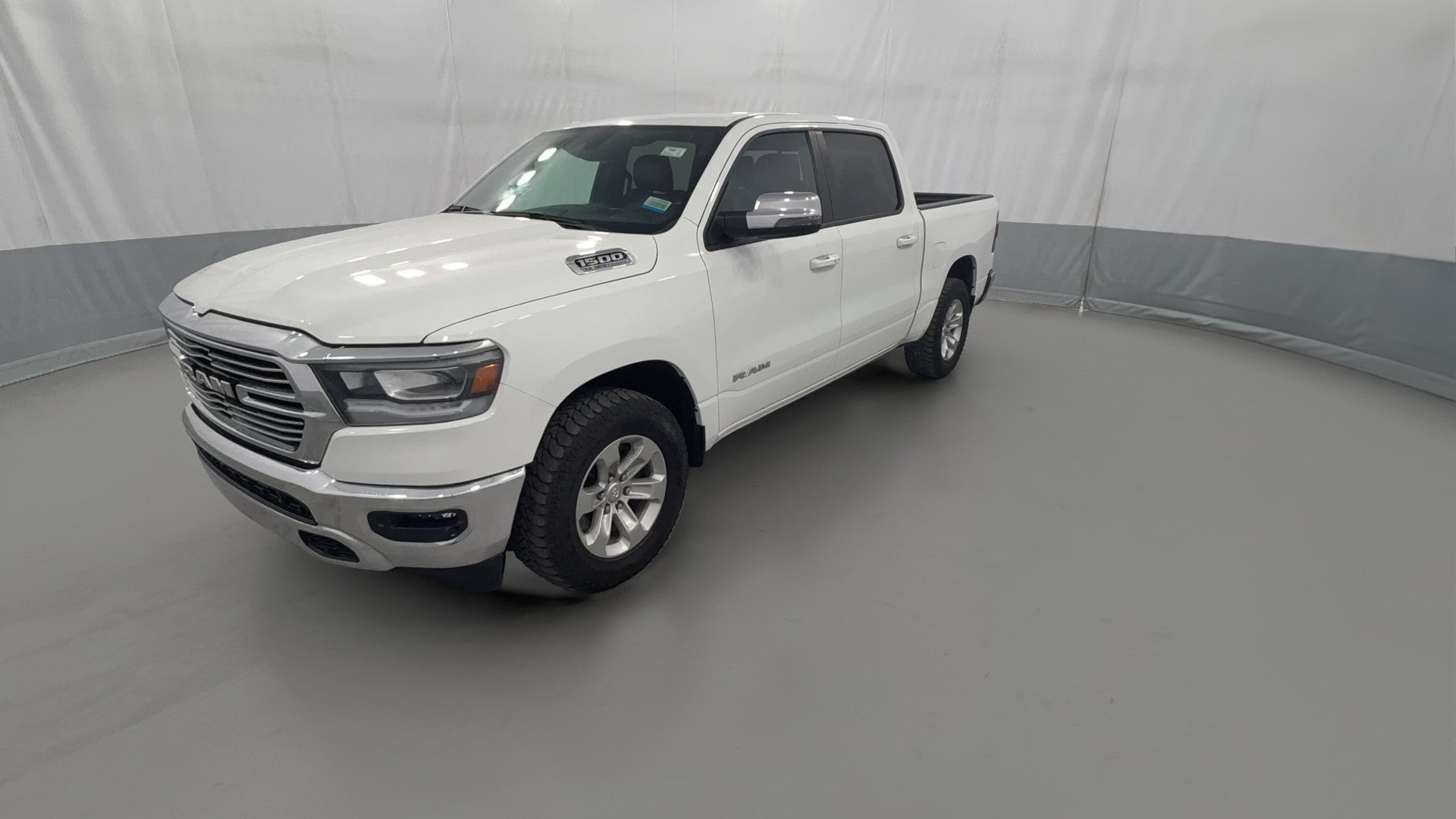 2023 Ram 1500 Crew Cab vehicle photo