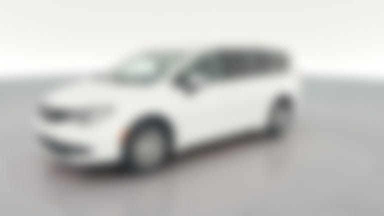 2023 Chrysler Voyager vehicle photo