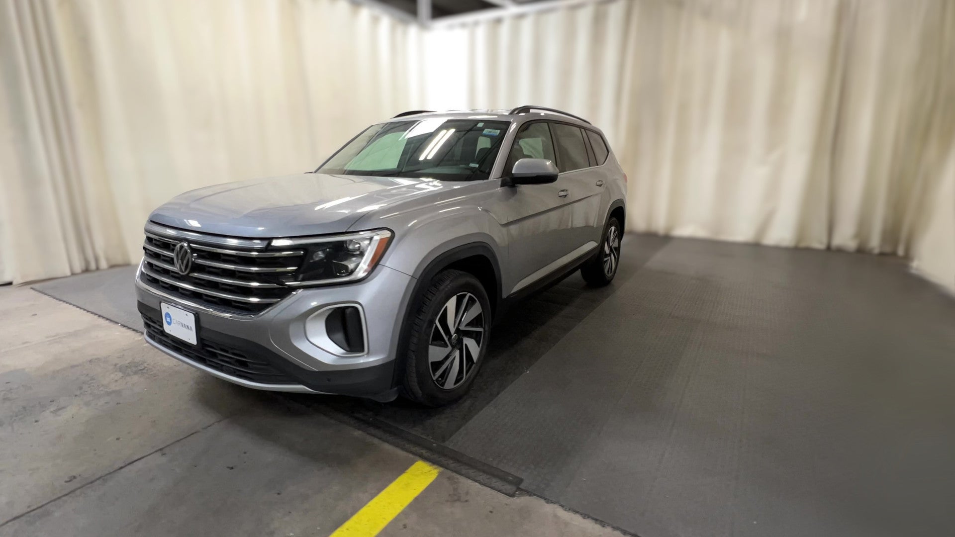 2025 Volkswagen Atlas vehicle photo
