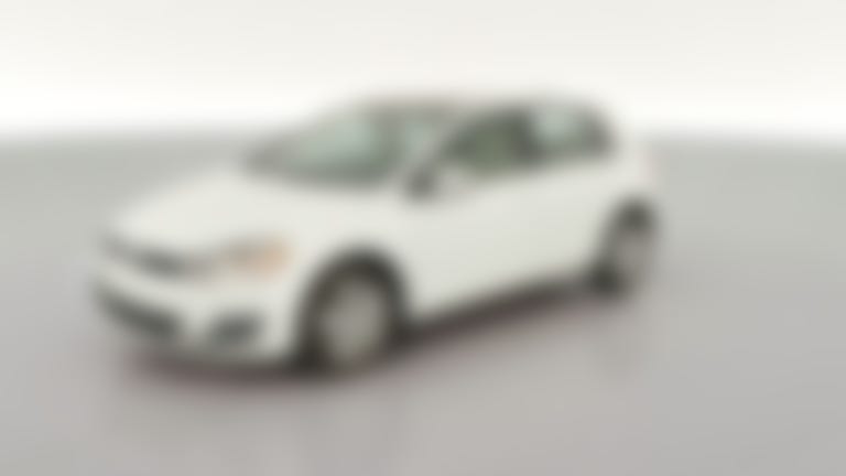 2017 Volkswagen Golf vehicle photo