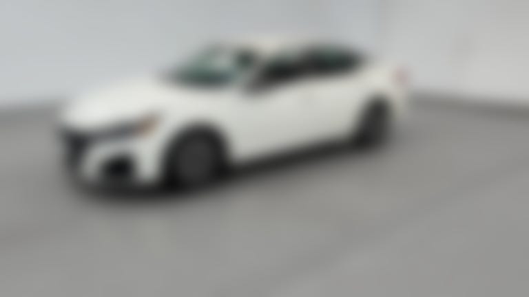2025 Nissan Altima vehicle photo