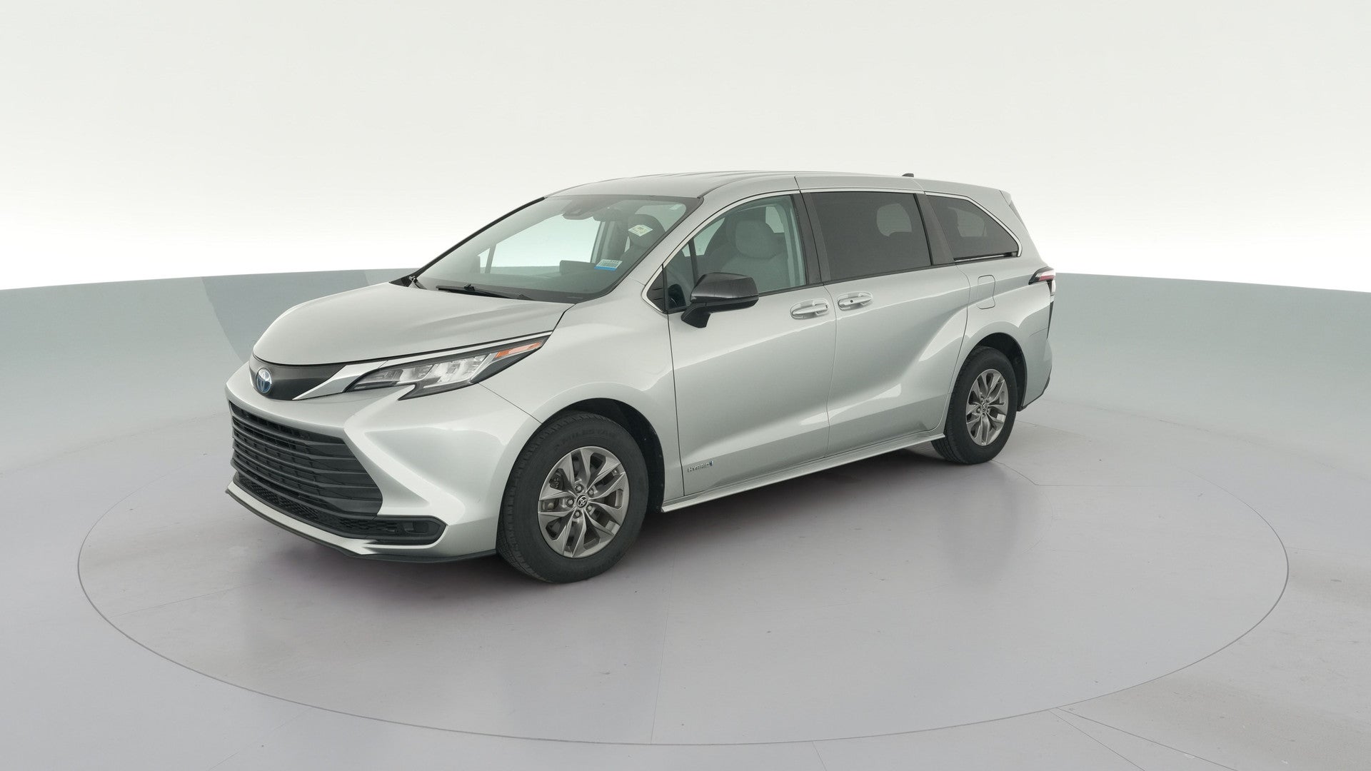 2021 Toyota Sienna vehicle photo