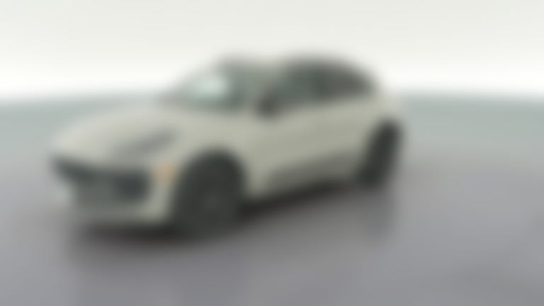 2023 Porsche Macan vehicle photo