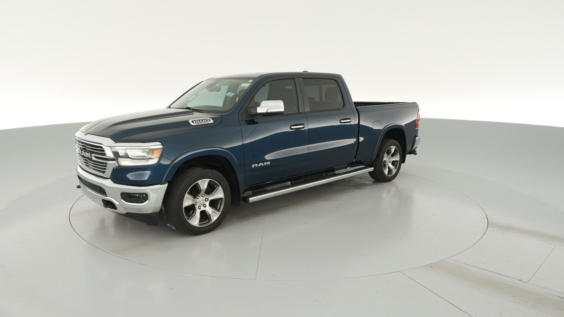 2019 Ram 1500 Crew Cab vehicle photo