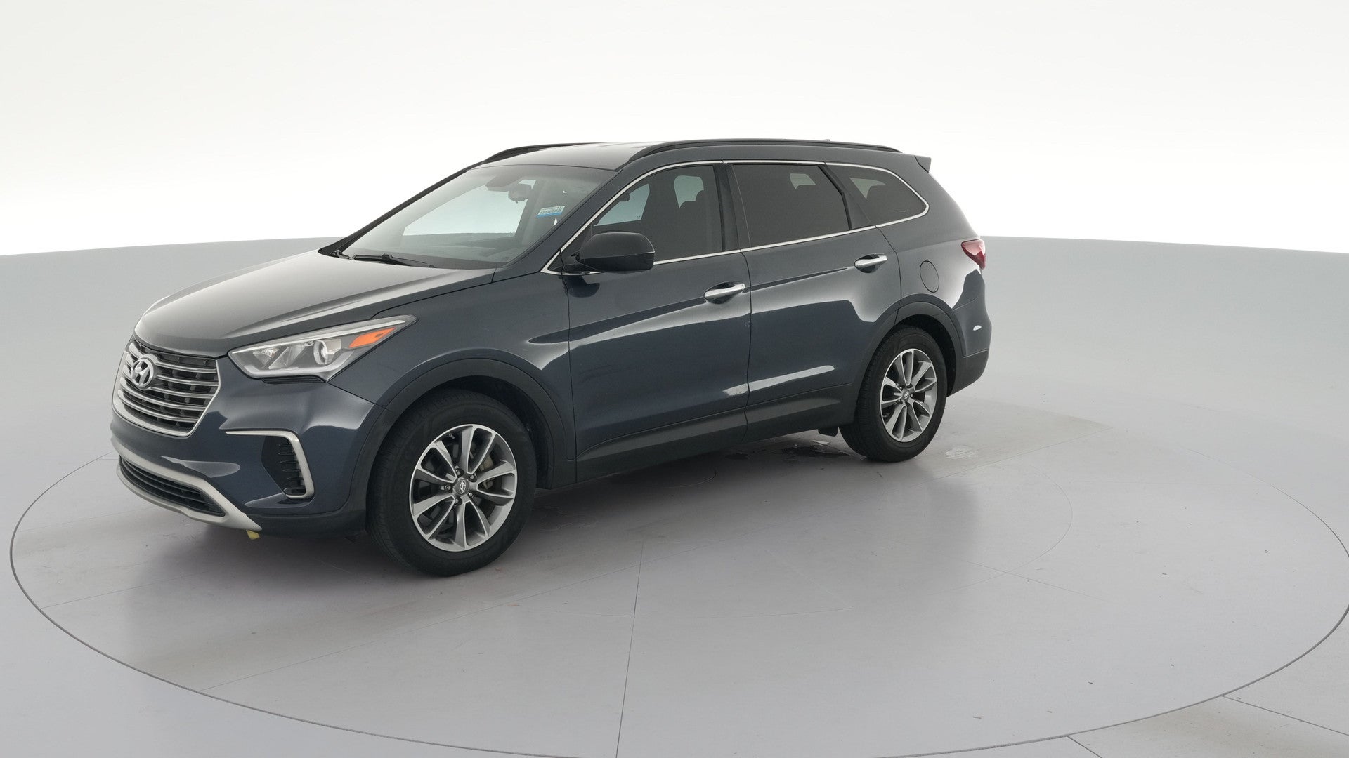 2017 Hyundai Santa Fe vehicle photo