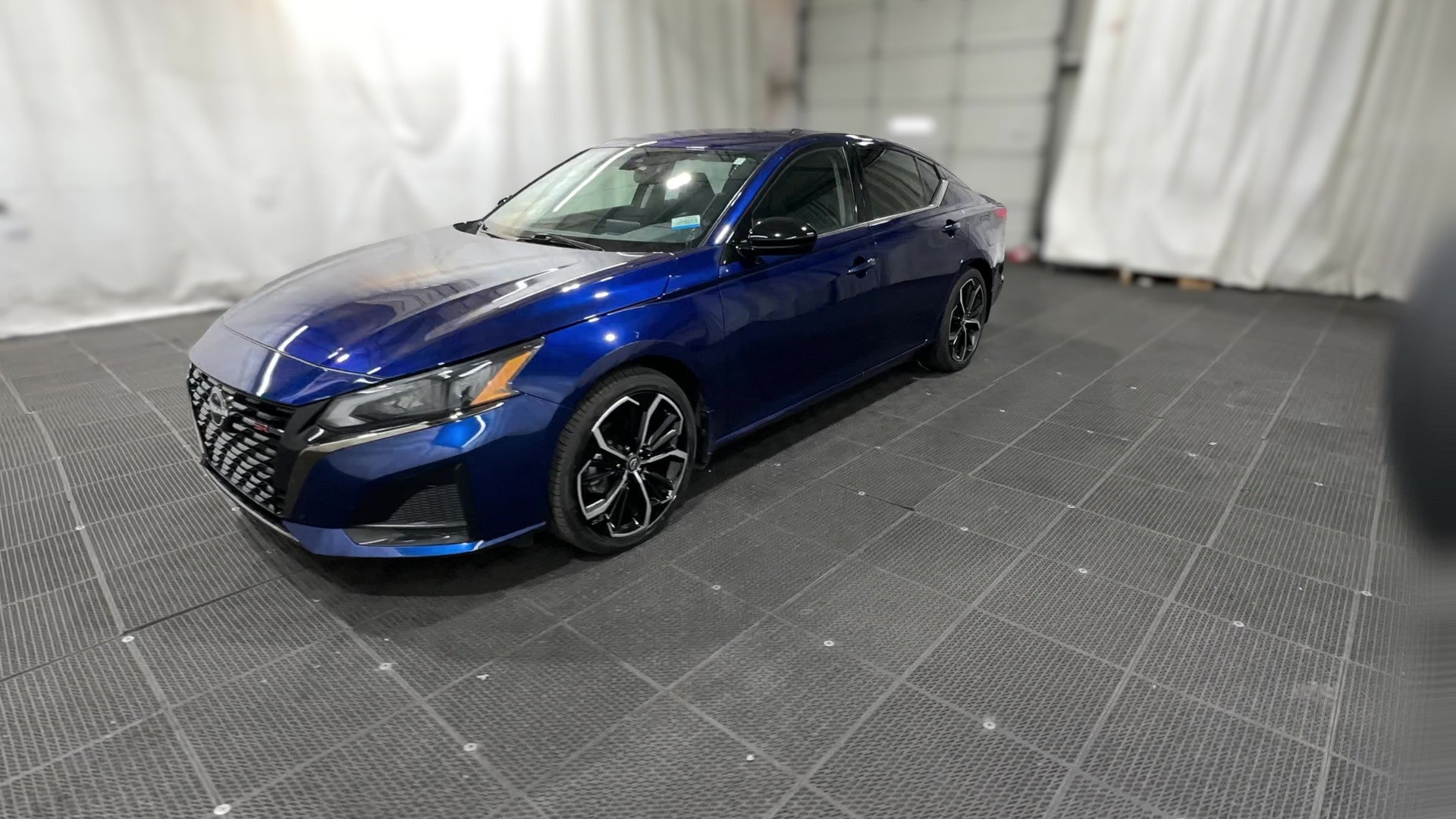 2024 Nissan Altima vehicle photo