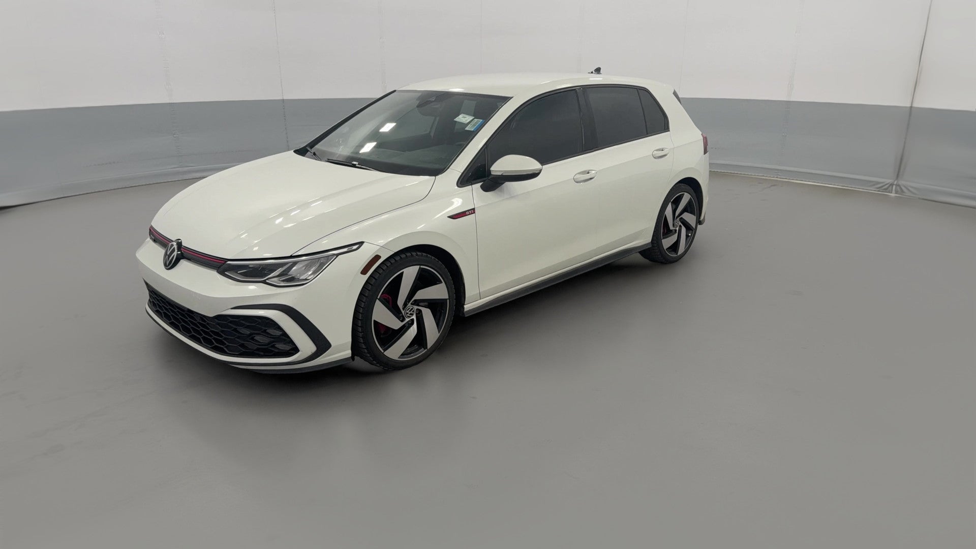 2022 Volkswagen Golf GTI vehicle photo