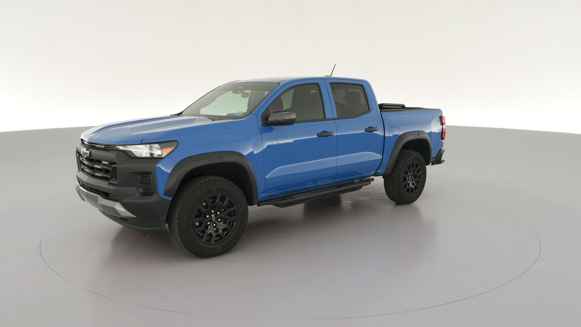2025 Chevrolet Colorado Crew Cab vehicle photo