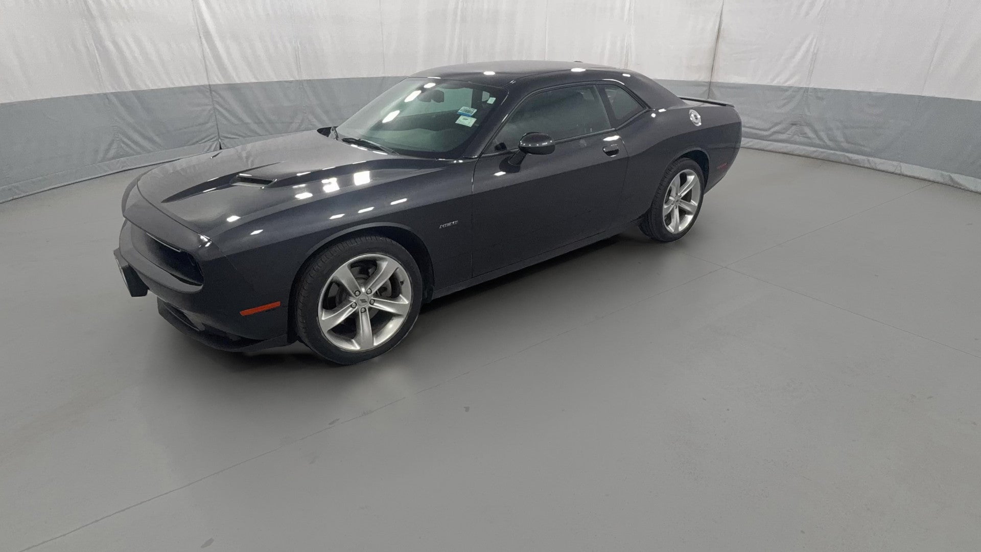 2017 Dodge Challenger vehicle photo