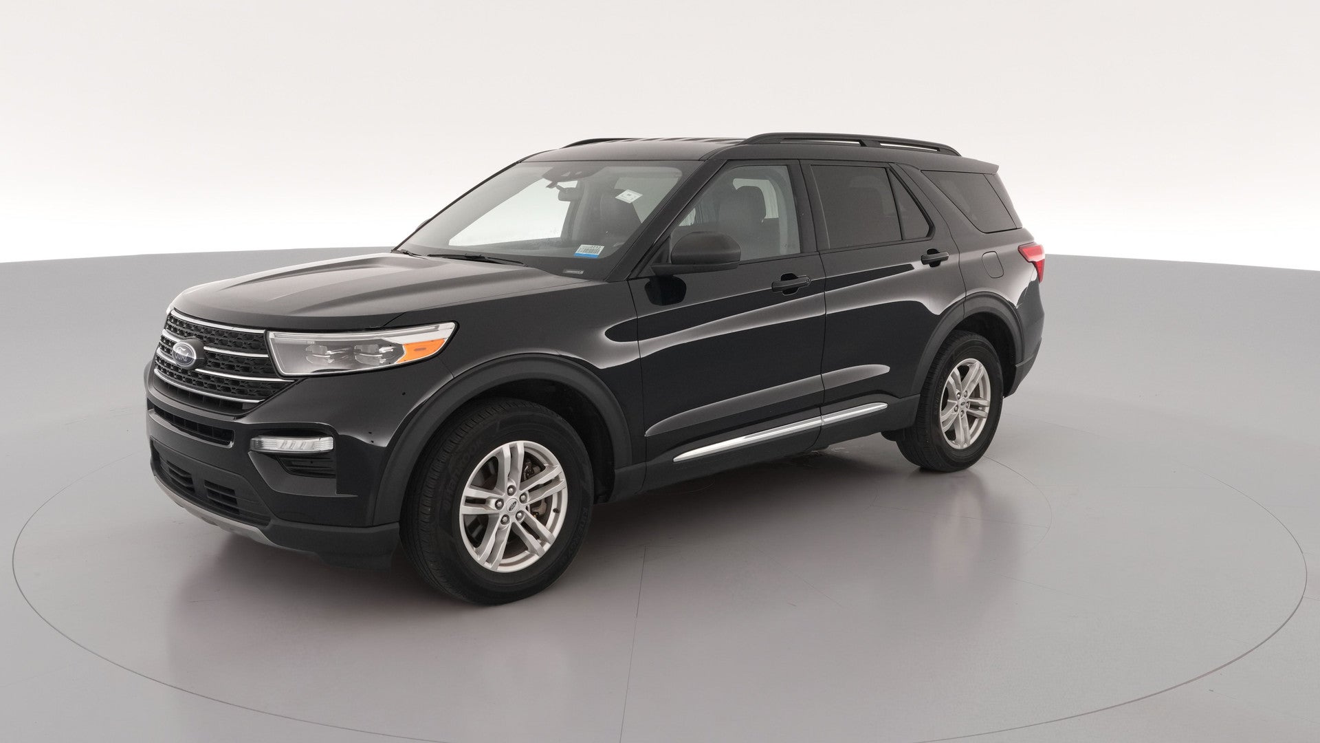 2023 Ford Explorer vehicle photo