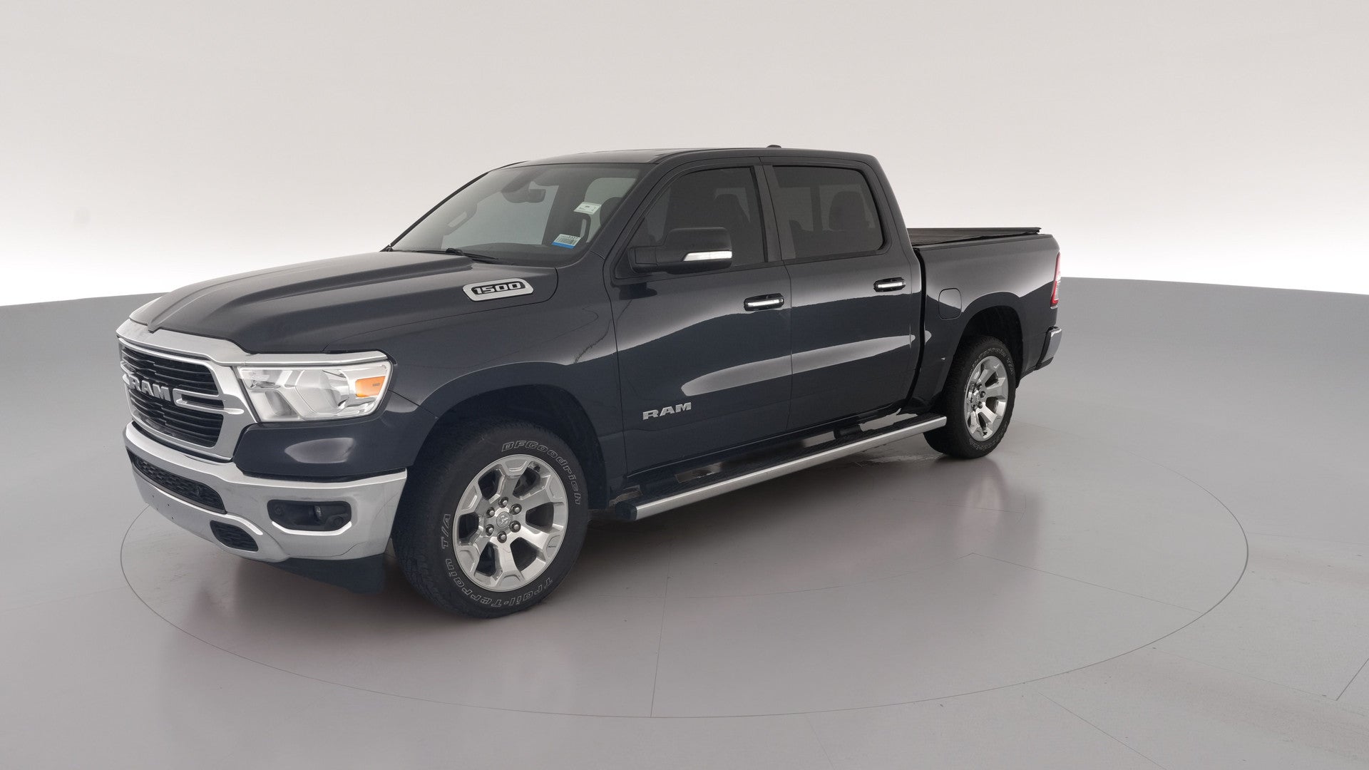 2019 Ram 1500 Crew Cab vehicle photo