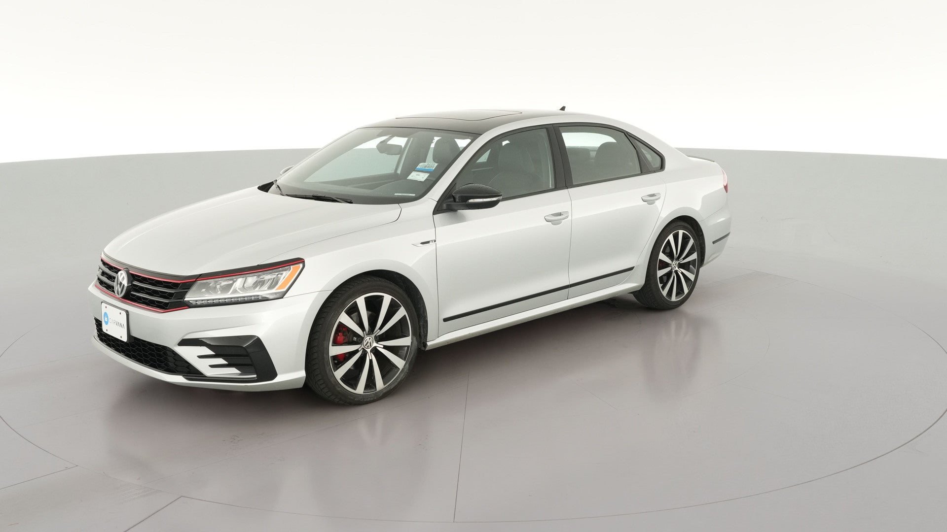 2018 Volkswagen Passat vehicle photo