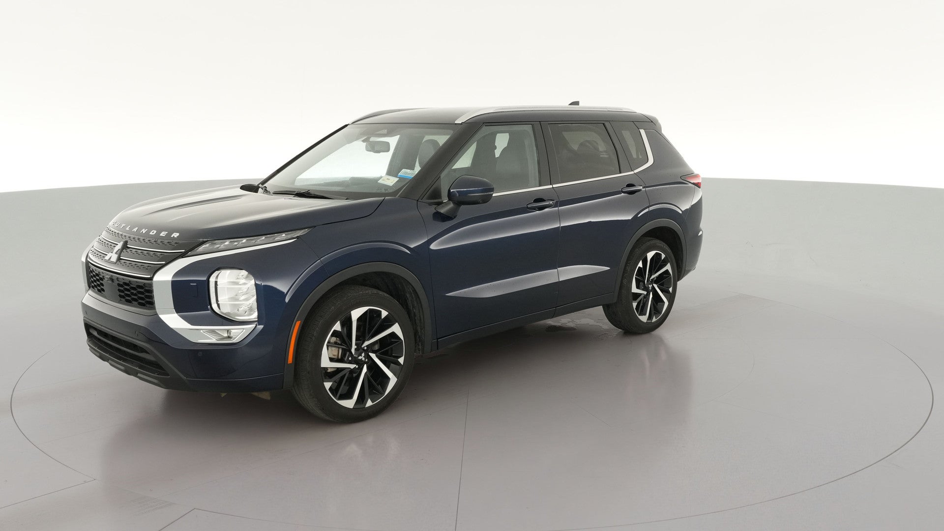 2024 Mitsubishi Outlander vehicle photo