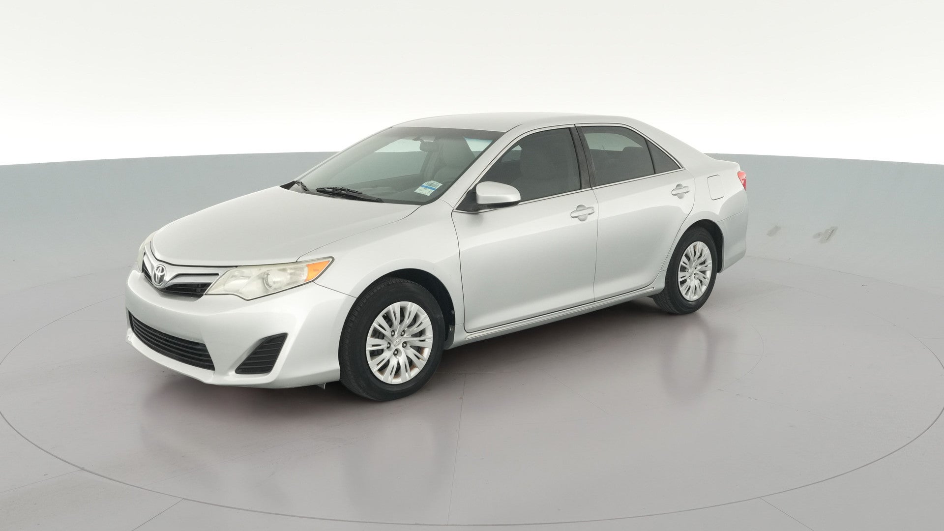 2012 Toyota Camry vehicle photo