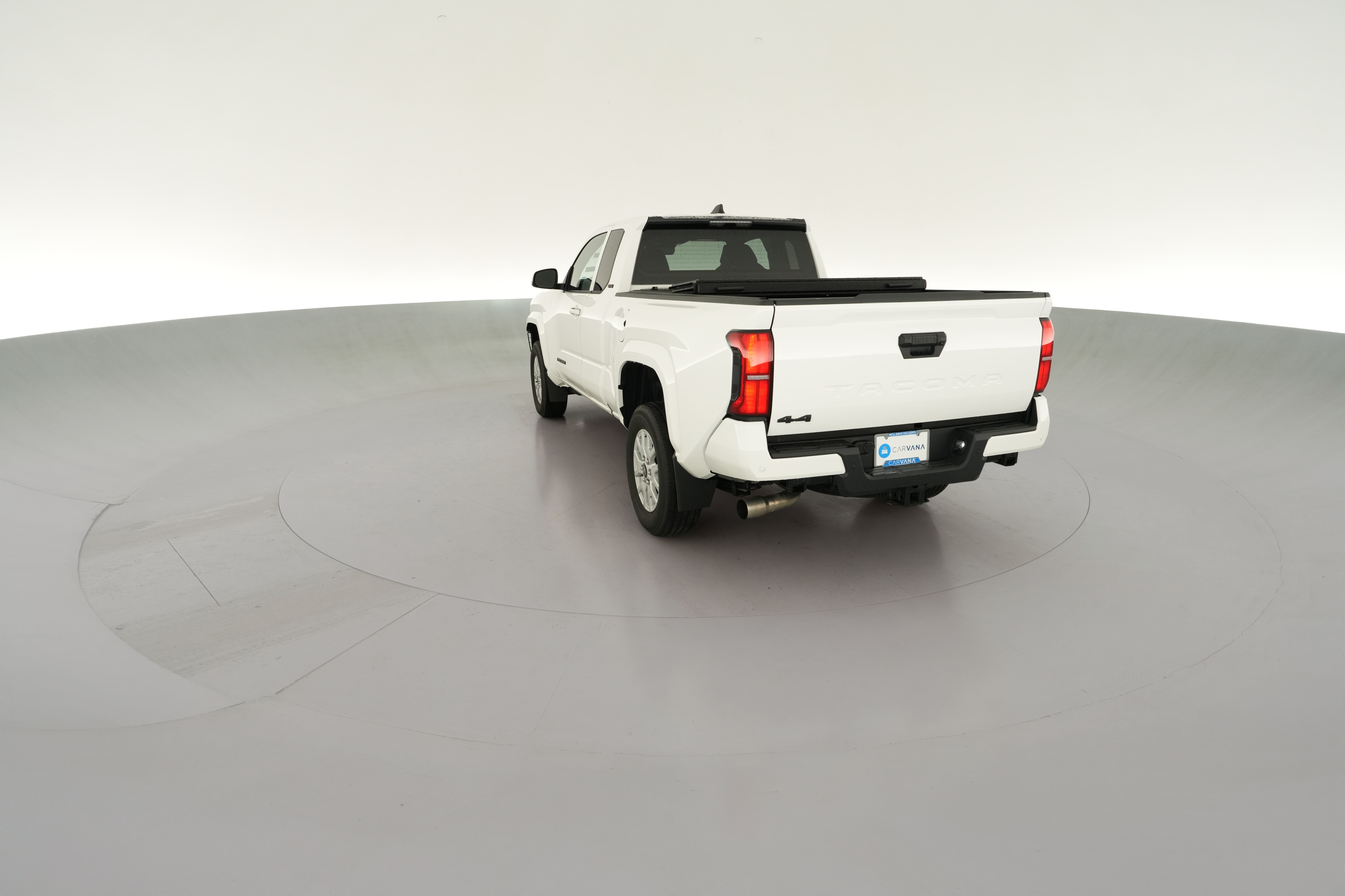 2024 Toyota Tacoma SR5 - Photo 22