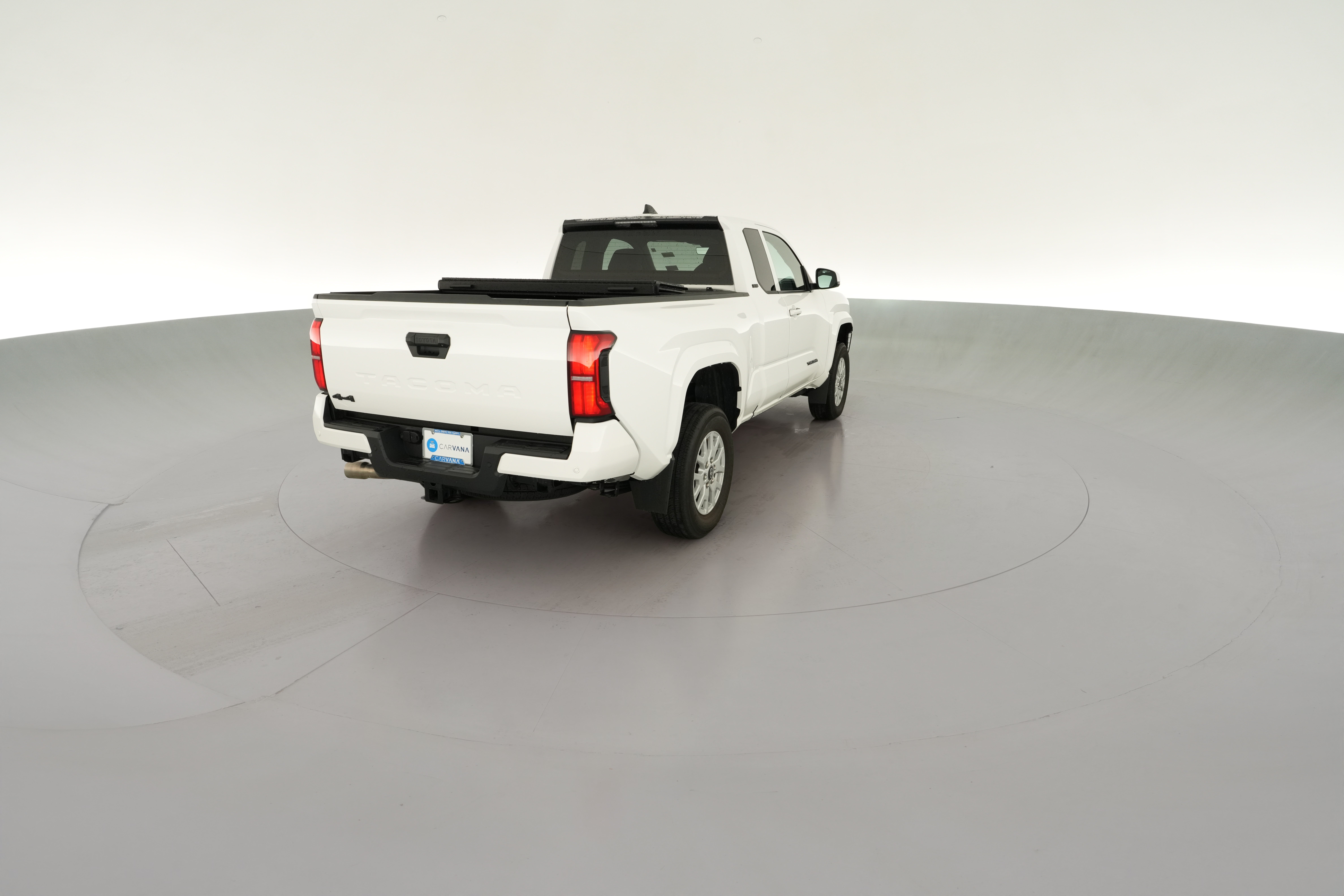 2024 Toyota Tacoma SR5 - Photo 24