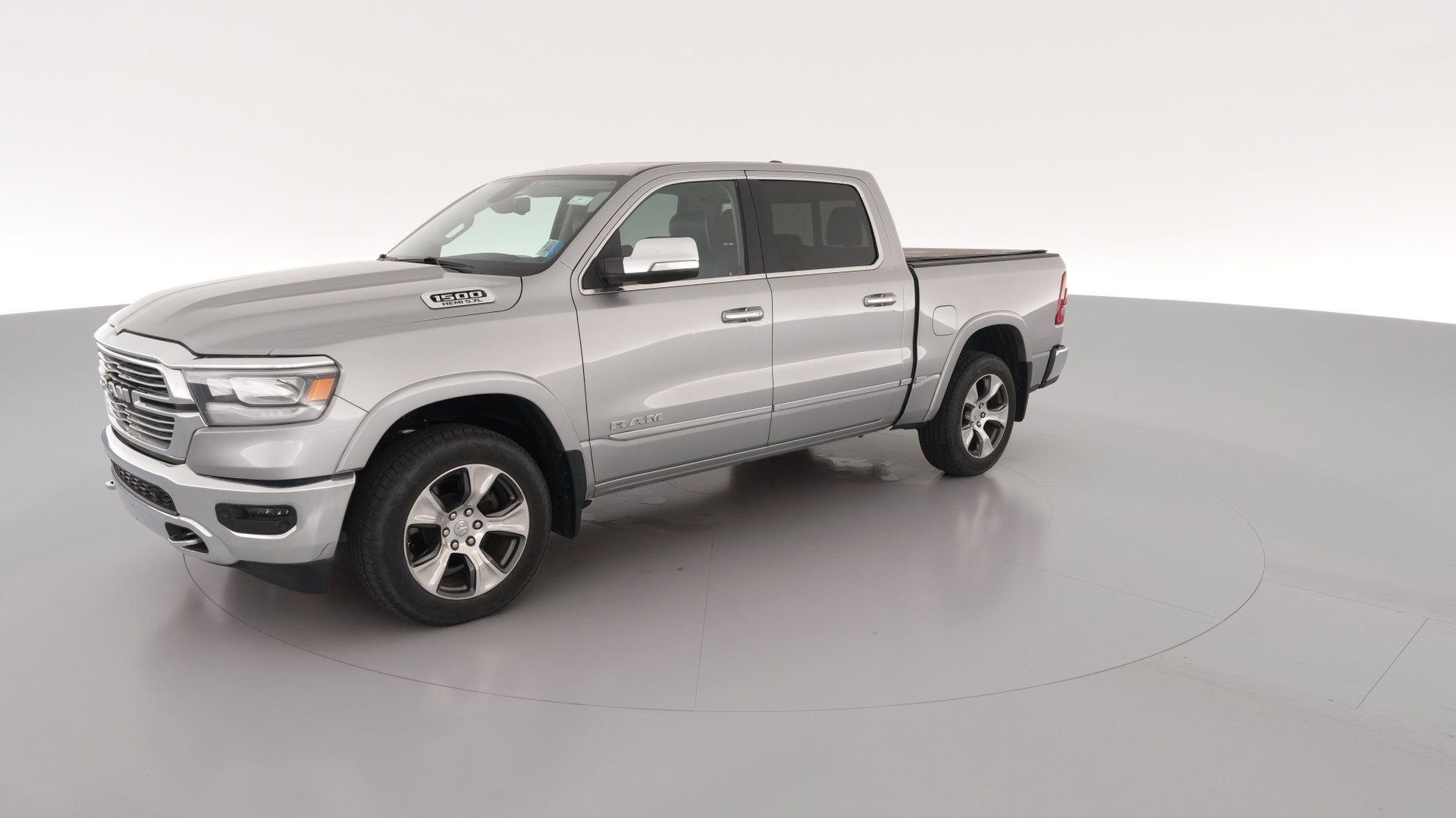 2019 Ram 1500 Crew Cab vehicle photo