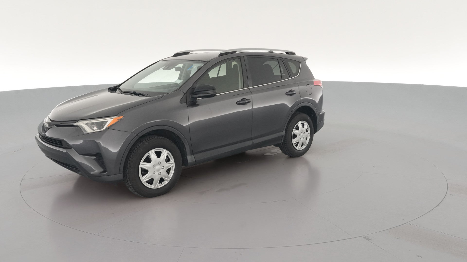 2018 Toyota RAV4 vehicle photo