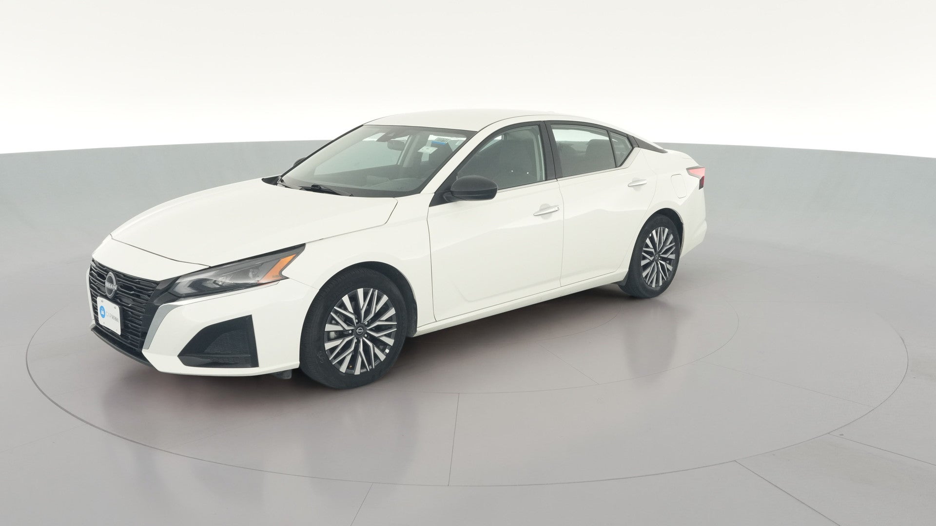 2025 Nissan Altima vehicle photo