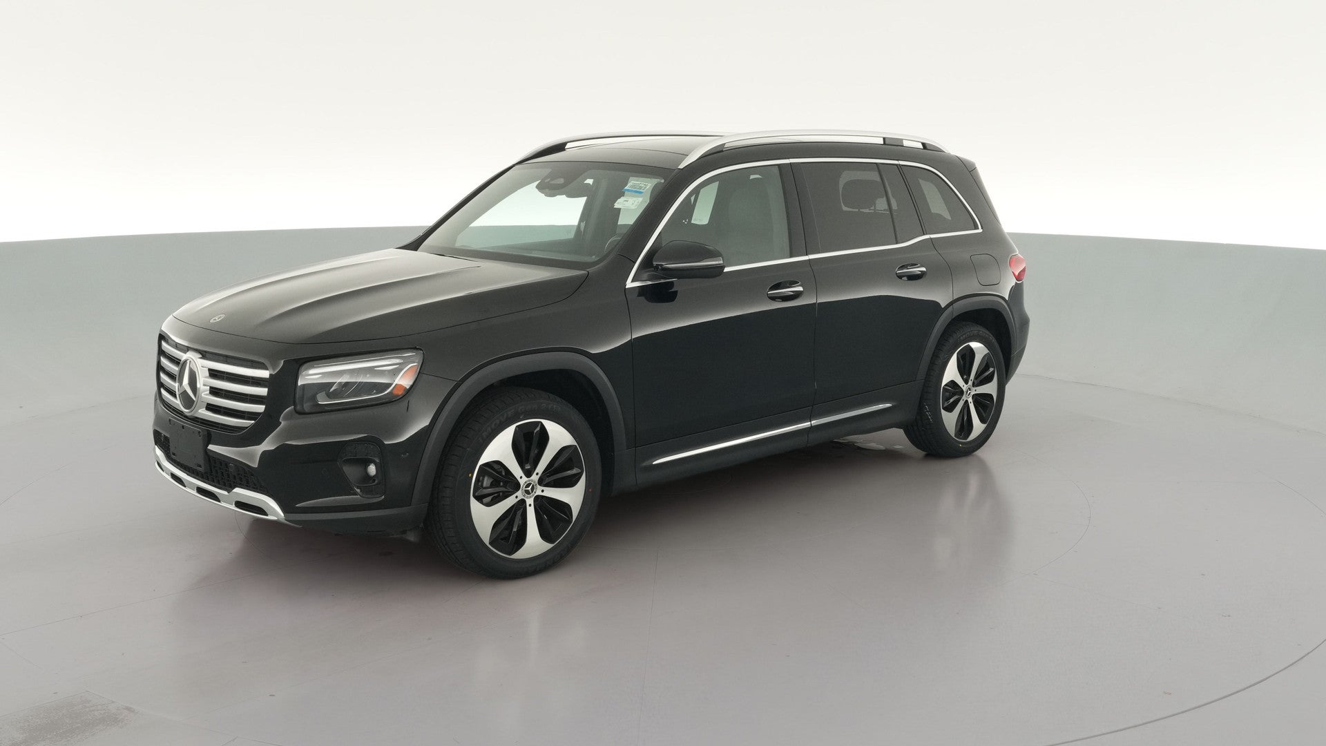 2025 Mercedes-Benz GLB vehicle photo