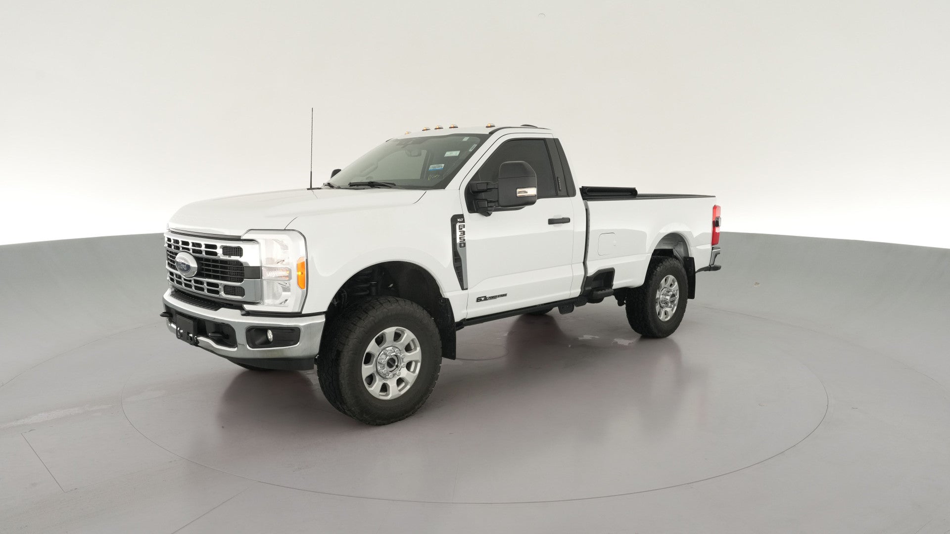 2023 Ford F350 Super Duty Regular Cab vehicle photo