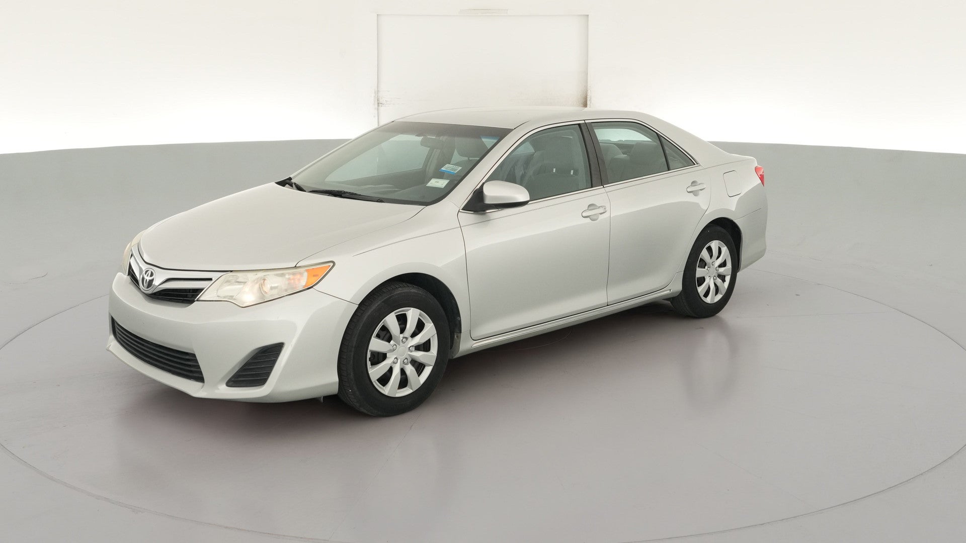 2012 Toyota Camry vehicle photo
