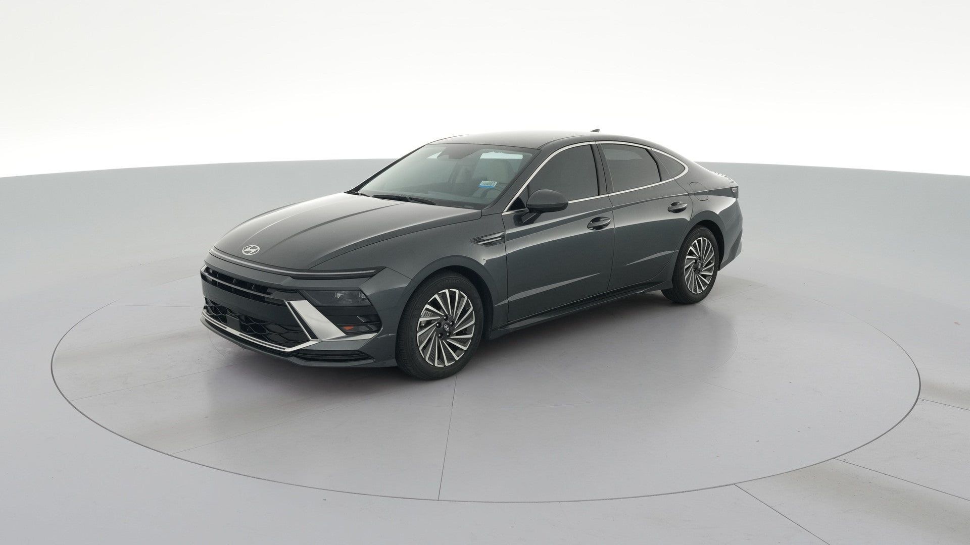 2024 Hyundai Sonata Hybrid vehicle photo