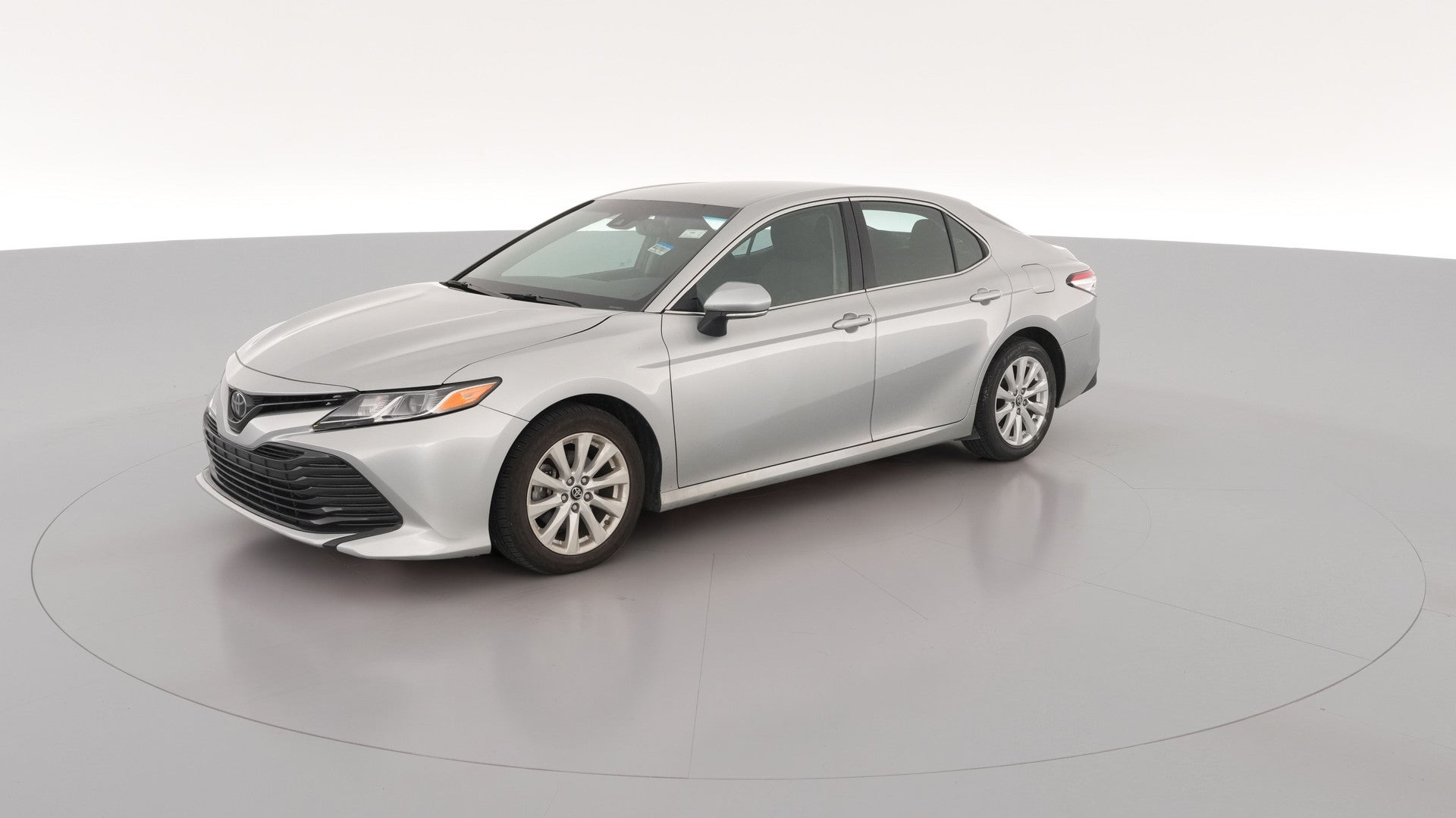 2018 Toyota Camry vehicle photo