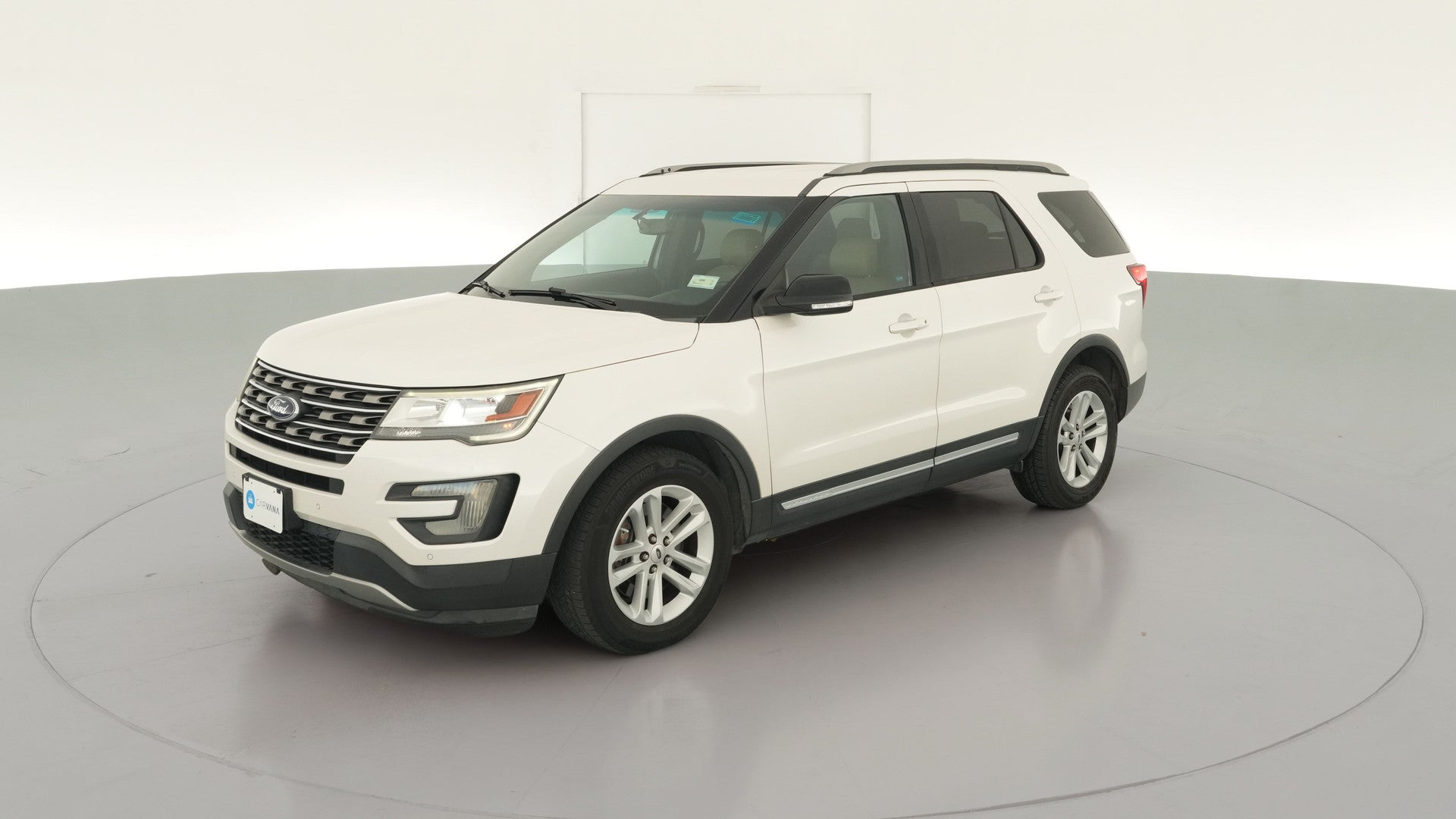 2016 Ford Explorer vehicle photo