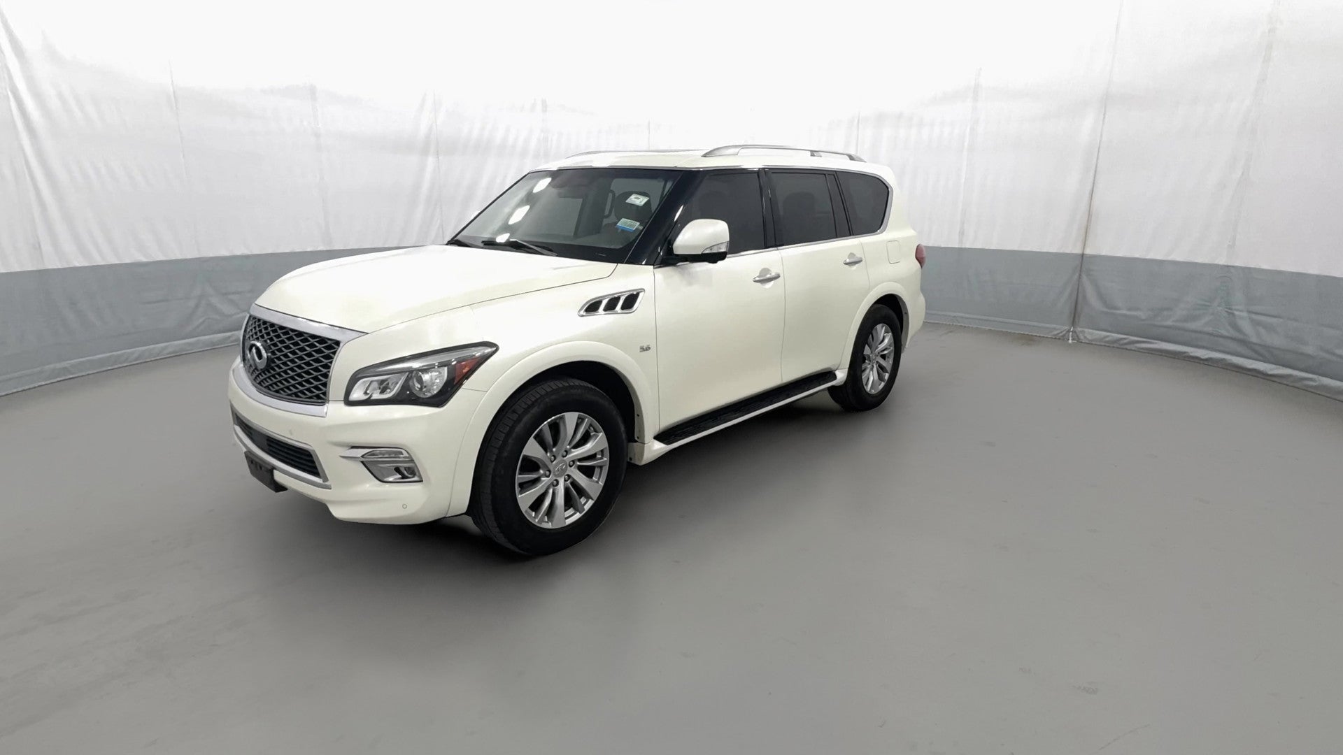 2015 INFINITI QX80 vehicle photo