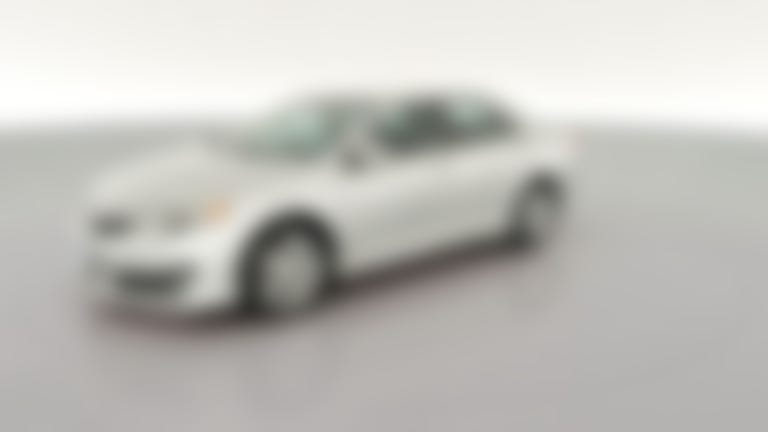 2012 Toyota Camry vehicle photo