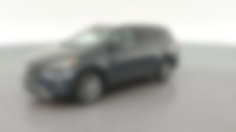 2017 Hyundai Santa Fe vehicle photo