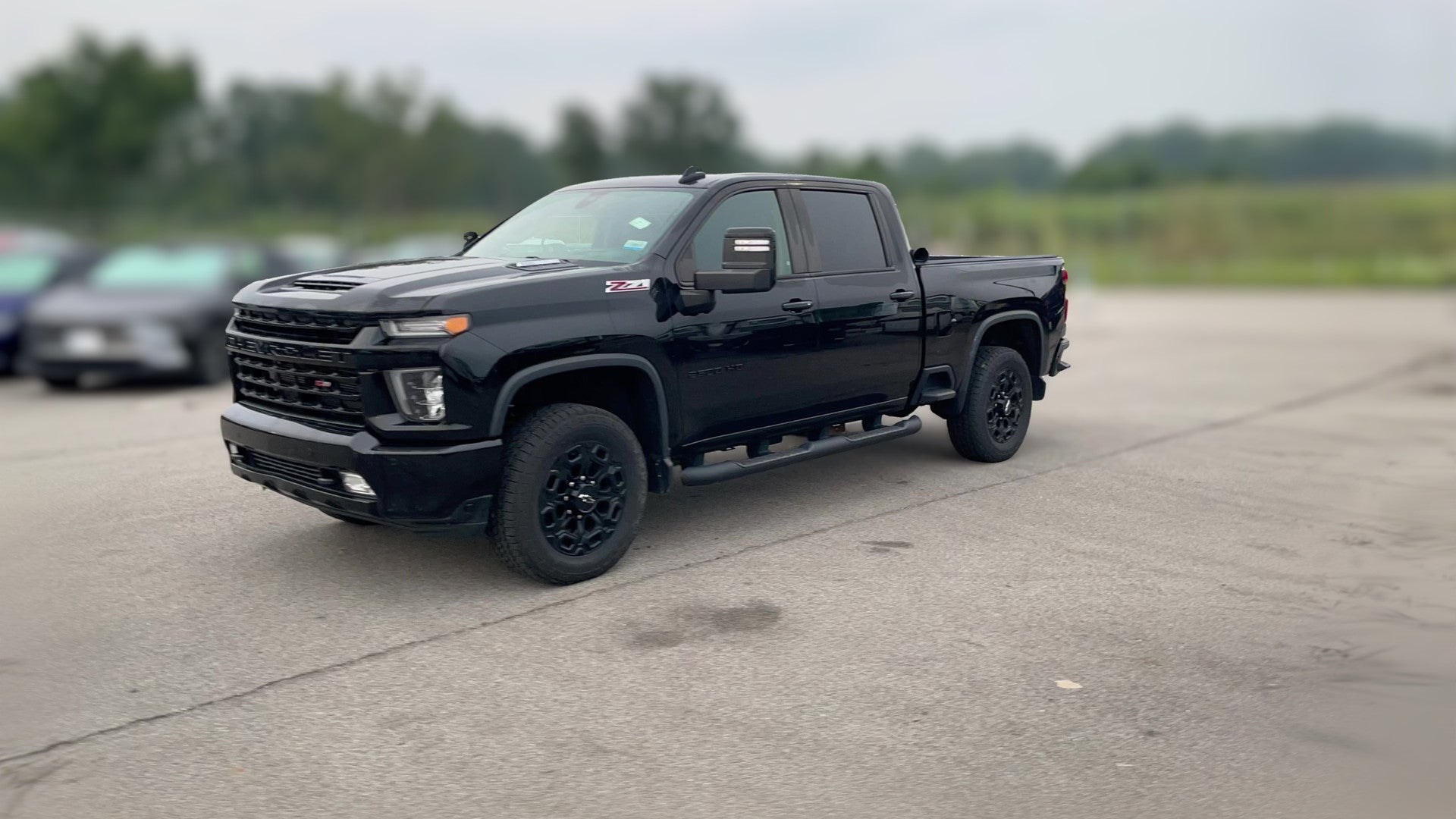 2021 Chevrolet Silverado 2500 HD Crew Cab vehicle photo