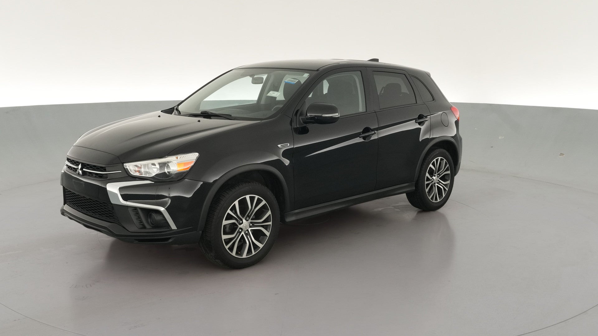 2018 Mitsubishi Outlander Sport vehicle photo