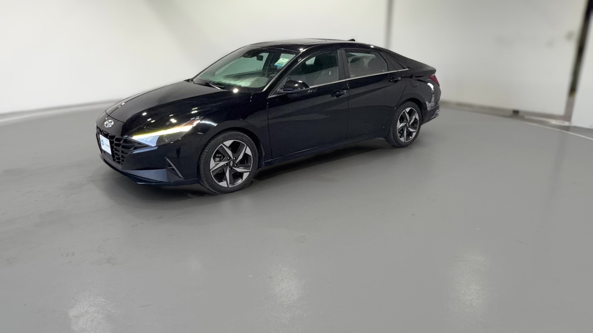 2022 Hyundai Elantra vehicle photo