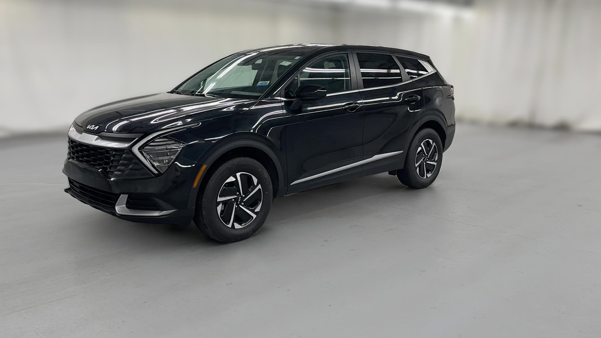 2025 Kia Sportage Hybrid vehicle photo