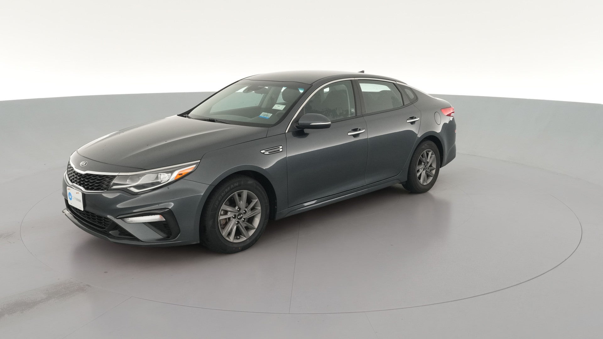 2020 Kia Optima vehicle photo