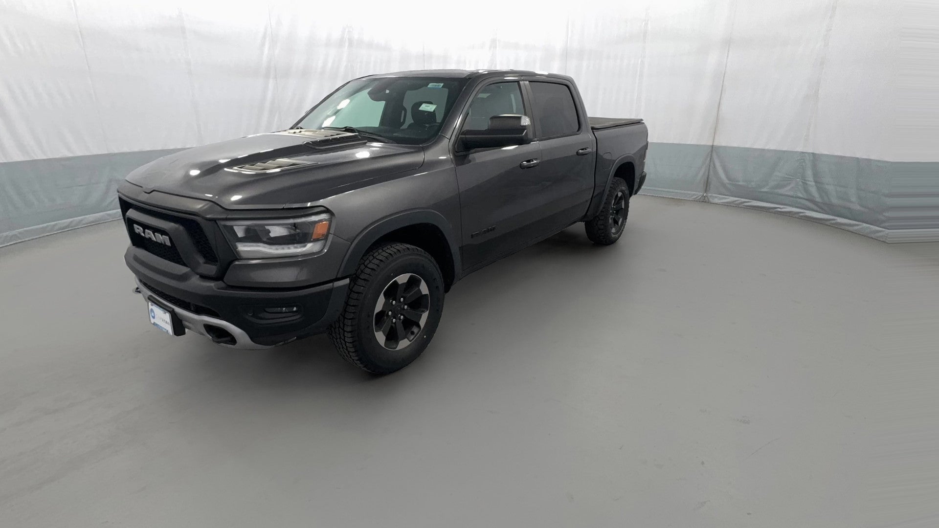 2019 Ram 1500 Crew Cab vehicle photo