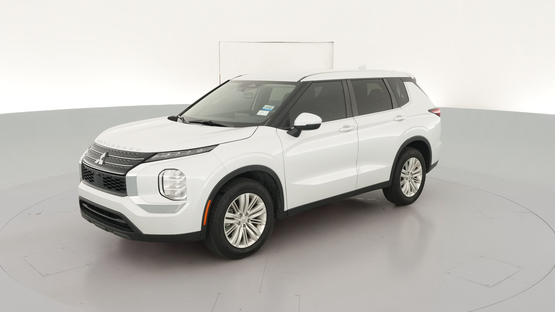 2024 Mitsubishi Outlander vehicle photo