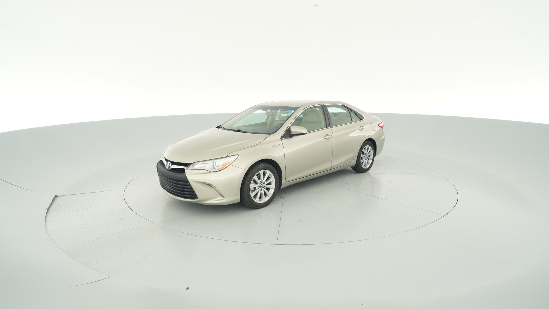 2015 Toyota Camry vehicle photo