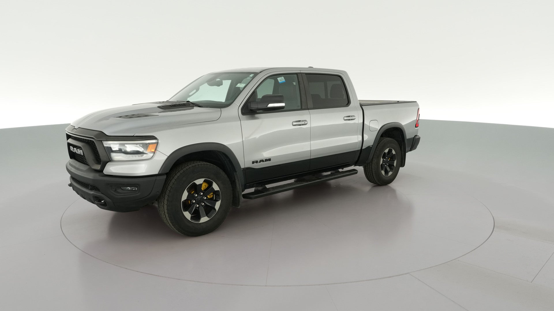2019 Ram 1500 Crew Cab vehicle photo