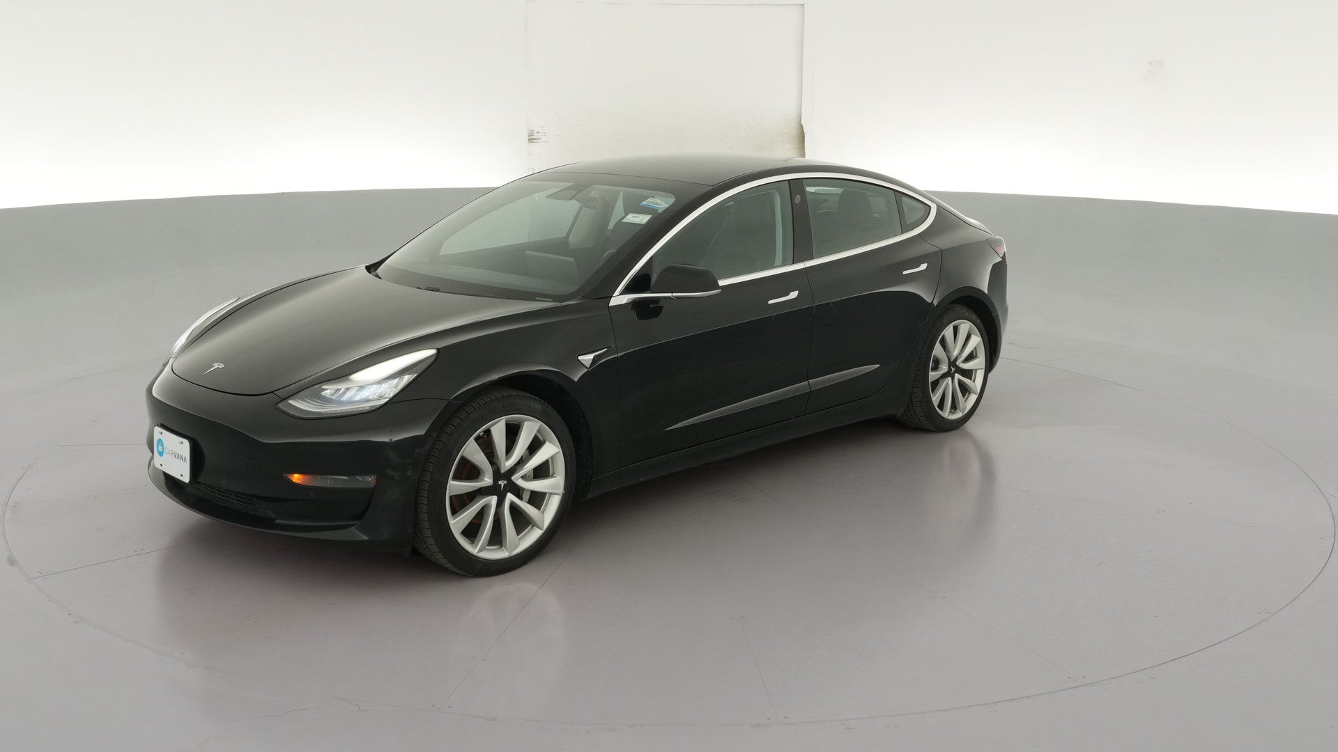 2019 Tesla Model 3 vehicle photo